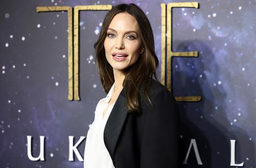 Angelino Jolie skrbijo posledice vojne za otroke