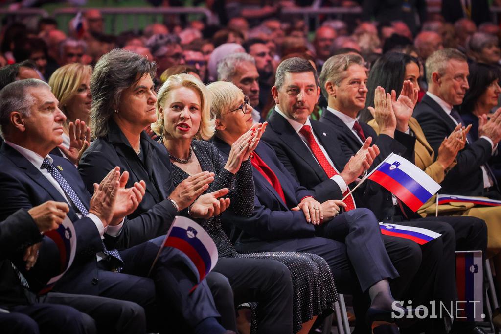 Urška Klakočar Zupančič in Bor Zuljan