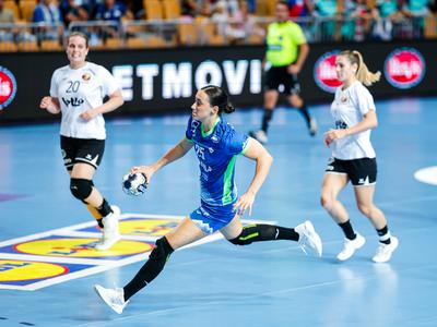 Pomlajena slovenska rokometna reprezentanca izgubila s Slovaško