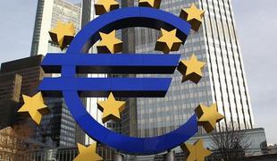 Nizanje rekordnih depozitov bank pri ECB se nadaljuje