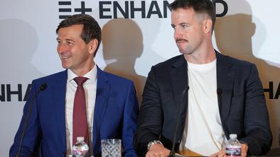 Enhanced Games dvigujejo prah, Magnussen po rekord, a se je v pripravah uštel