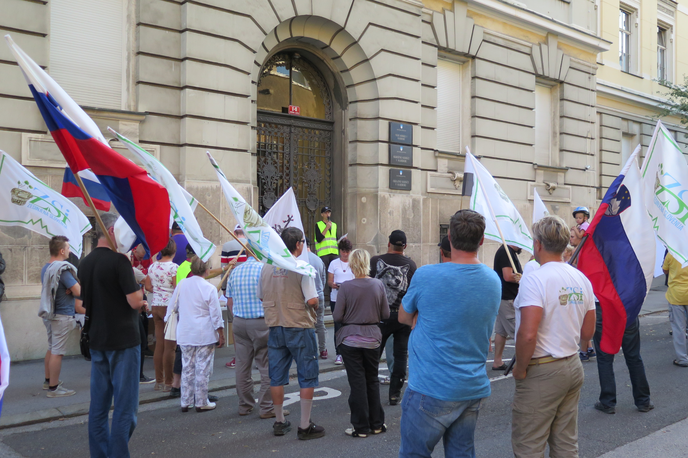 shod pred sodiščem Andrej Šiško | Shode naj bi nadaljevali vsak petek. | Foto STA