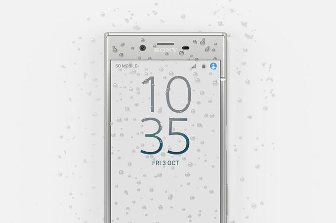 Sony podobno kot drugi proizvajalci pametnih telefonov, ki ponujajo vodoodporne modele, kljub zaščiti s certifikatom IP68 odsvetuje načrtno plavanje ali potapljanje z Xperio XZ.  | Foto: Sony Mobile
