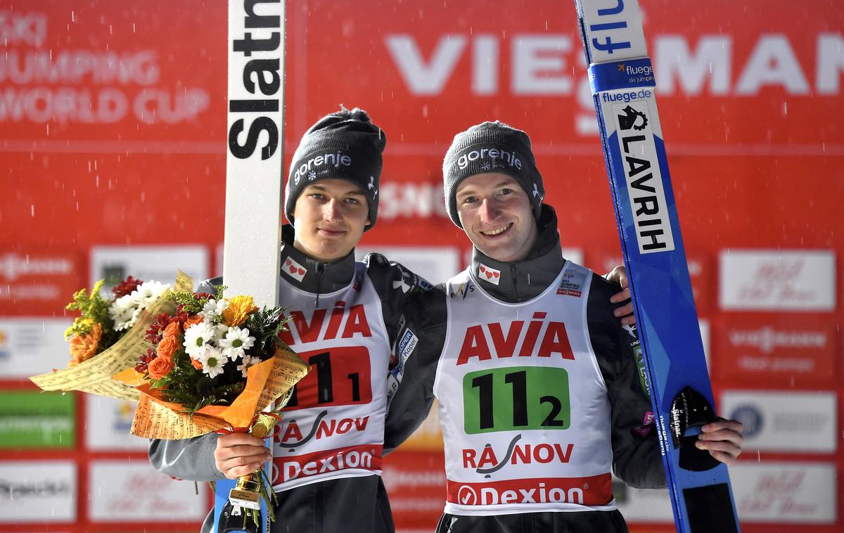 Maksim Bartolj & Žiga Jelar, Rasnov | Žiga Jelar se je veselil še enega drugega medsta v Rasnovu, tokrat v paru z mladim Maksimom Bartoljem. | Foto Guliverimage