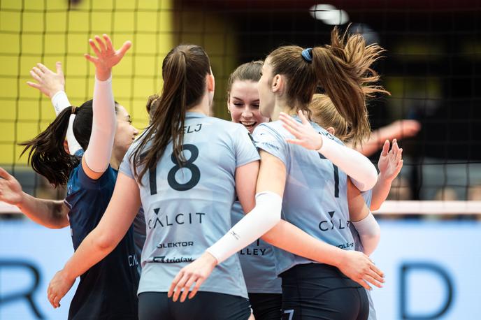 Odbojkarski pokal Slovenije, Calcit Volley - Nova KBM Branik | Kamničanke so letošnje pokalne zmagovalke. | Foto Jure Banfi