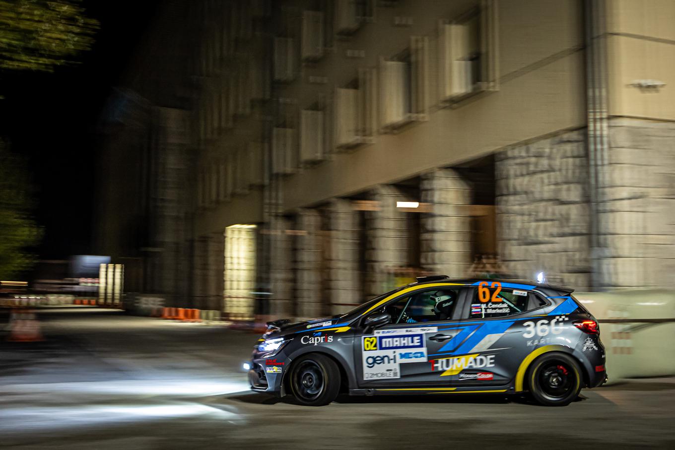 Esta noite, o primeiro teste de velocidade em Nova Gorica. No ano passado, Martin Čendak (renault clio rally5) aproveitou as condições meteorológicas variáveis ​​e conseguiu o tempo mais rápido de todos. | Foto de : Uroš Modlic