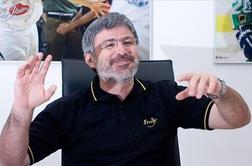 Jakič: Polomljenih je 298 stolov