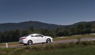 Med avtomobilskimi proizvajalci avgusta najbolje Kia, najslabše Ford