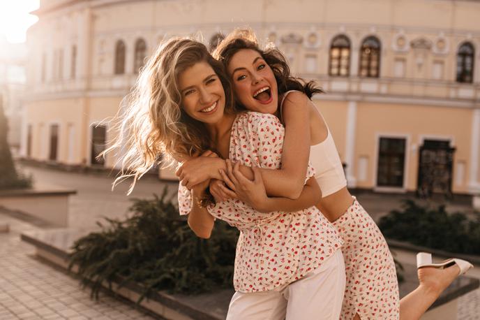 prijateljice, ženske | Foto Shutterstock