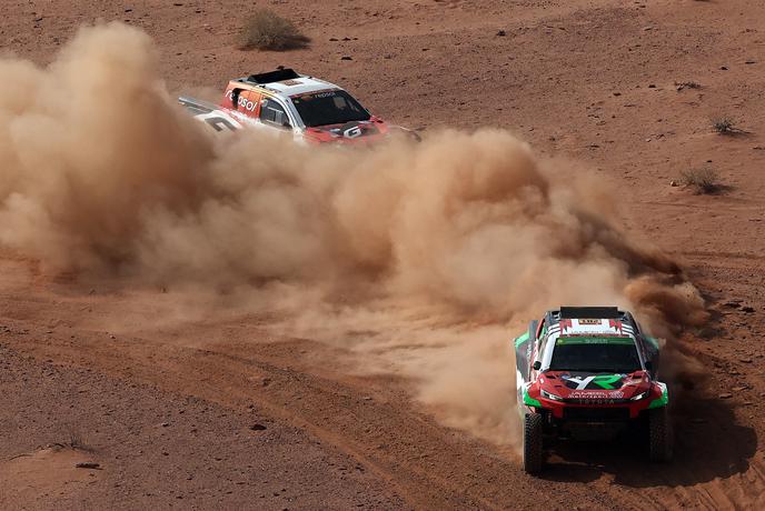 Branilec naslova Al Rajhi končal nastope na reliju Dakar