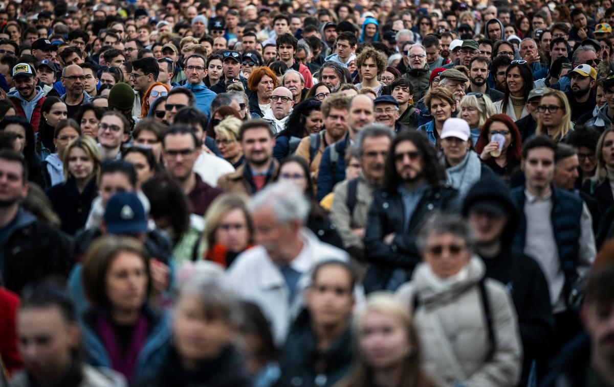 protesti, Madžarska | Predlog zakona, ki ga je prejšnji teden v parlament vložila stranka Fidesz premierja Viktorja Orbana, bi omejil vpliv nevladnih organizacij, ki prejemajo finančno podporo iz tujine. | Foto Reuters
