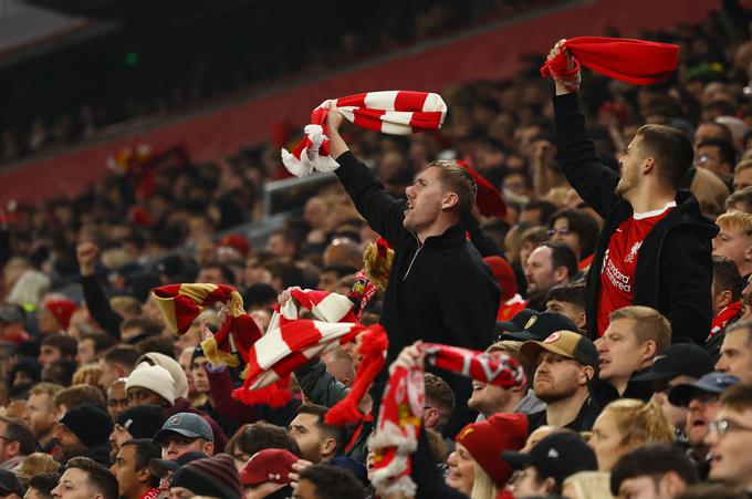 Veselje na tribunah Anfielda. | Foto: Reuters