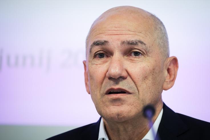 Janez Janša meni, da gre v primeru preiskave objavljenih posnetkov v zadnjih tednih, torej v času kampanje pred tokratnimi parlamentarnimi volitvami, za očitno zlorabo državnih organov. | Foto: STA