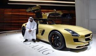 Ben Alijevemu klanu zasegli 234 luksuznih avtomobilov