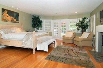 Zvezdnica Opravljivke kupila razkošno hišo