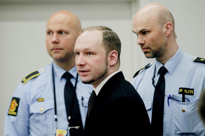 Anders Breivik je julija 2011 izvedel napade, v katerih je bilo ubitih 77 ljudi, pretežno mladih levičarjev,  ki so bili na poletnem taboru na otoku. | Foto: Reuters
