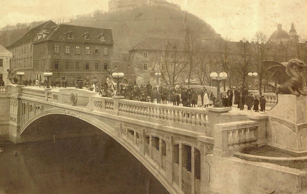 jubilejni most | Jubilejni most Franca Jožefa I., današnji Zmajski most, kmalu po odprtju leta 1901. | Foto M. Strobl / Wikimedia Commons