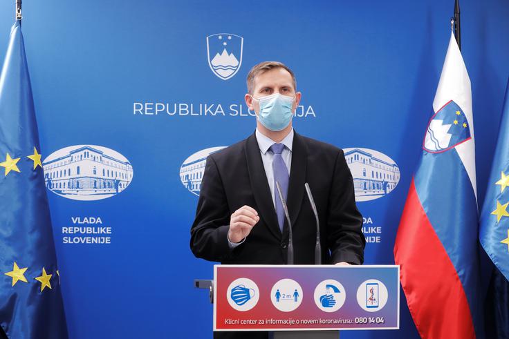 Glavni inšpektor inšpektorata za šolstvo in šport Simon Slokan. | Foto: STA ,