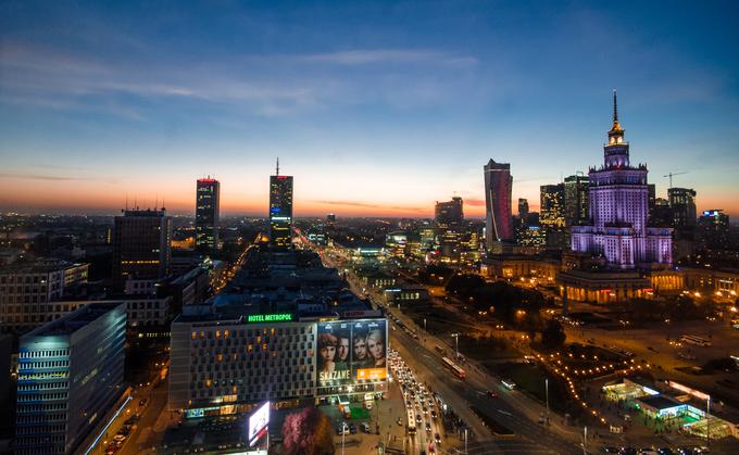 "Varšava je naprednejša celo od mnogo zahodnoevropskih mest, vključno z Brusljem. Pogled na številne moderne stolpnice v poslovni četrti me vsakič znova spominja na ameriška velemesta." | Foto: Pixabay