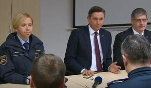 Pahor danes obiskal policijo in vojsko na meji #video