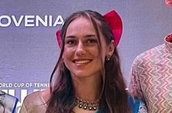 Slovenka je v Indiji pomirjena