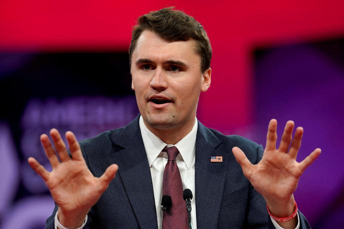 Charlie Kirk | Umorjenega 31-letnega Charlieja Kirka, ki je bil bolj znan v ZDA kot po svetu, so republikanci po njegovi smrti razglasili za velikana sodobnega konservatizma. | Foto Reuters