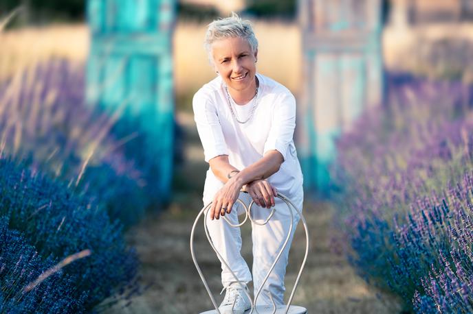 Tatjana Mihelj | V tokratni rubriki Hitrih 5 gostimo novogoriško pevko Tatjano Mihelj. | Foto Katjuša Karlovini/Foto Studio Sol