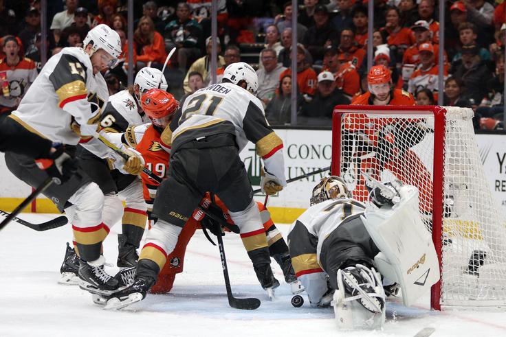 Vratar Vegasa Carter Hart je znova navdušil. | Foto: Reuters