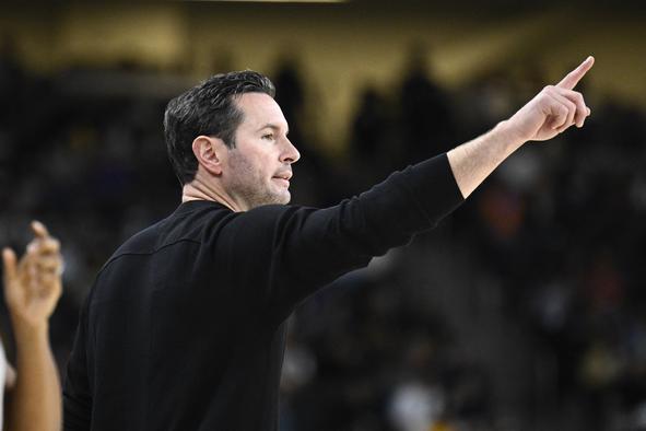 Dončićev trener ne pričakuje perfekcije, Ayton pogrešal Slovenca #video