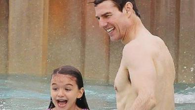 Tom Cruise je Suri najel princeskin grad