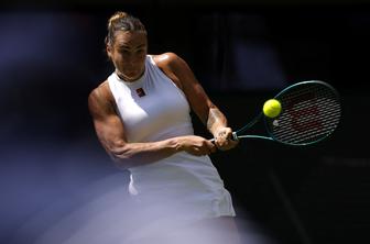Sabalenka zlahka v drugi krog, pa tudi Raducanu