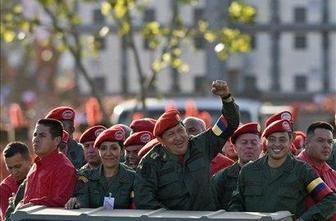 Več tisoč Venezuelcev na shodu v podporo Chavezu