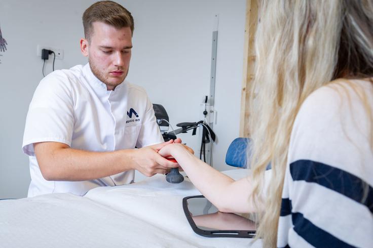 Bolečine v zapestju, Medicofit | Foto: Medicofit