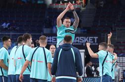 V živo: Dončiću že v tretji minuti tehnična napaka, a Slovenija je povedla