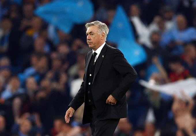 Carlo Ancelotti se ne boji za svojo službo. | Foto: Reuters