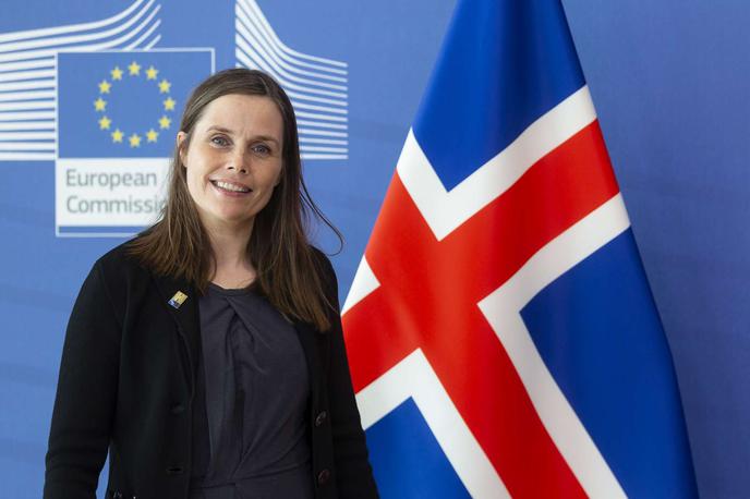 Katrin Jakobsdottir | Na Islandiji danes zaradi plačne vrzeli stavkajo ženske. Pridružila se jim je tudi premierka Katrin Jakobsdottir. | Foto STA