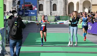 Najboljši Slovenki ločilo le 31 sekund, zmagovalka se je borila s krči