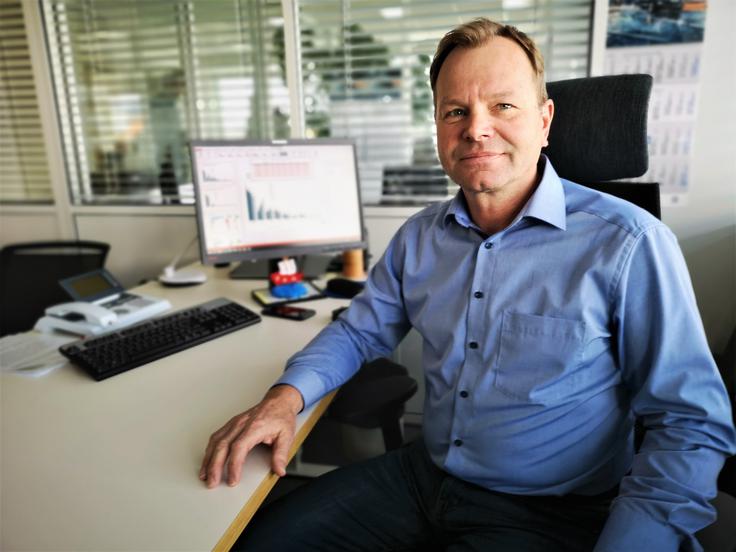 Škriba si veliko obeta od prodaje novega volkswagen golfa, za konec poletja napoveduje tudi prihod električnega ID.3. | Foto: Gregor Pavšič