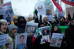 Protesti v Iranu ne pojenjajo. Sin odstavljenega šaha Pahlavija napoveduje vrnitev.