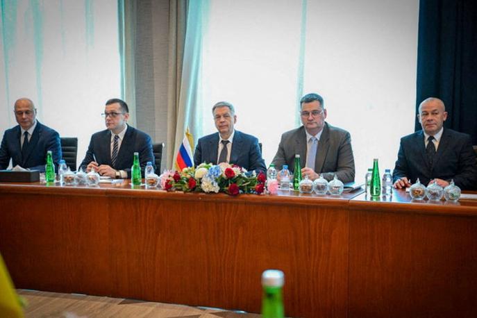 Pogajanja Rusija-Ukrajina | Do novih pogovorov prihaja v času, ko Rusija stopnjuje napade na Ukrajino, ki so v zadnjih dneh zahtevali več deset smrtnih žrtev in ranjenih. Poročali so tudi o obsežnih izpadih elektrike, medtem ko so se temperature spustile krepko pod ledišče. | Foto Reuters