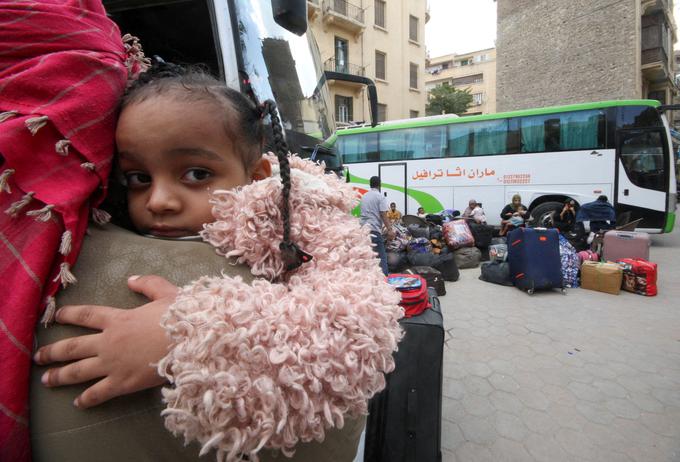 Razmere so se občutno spremenile v nedeljo, ko so začele uporniške sile RSF Port Sudan napadati z brezpilotniki. | Foto: Reuters