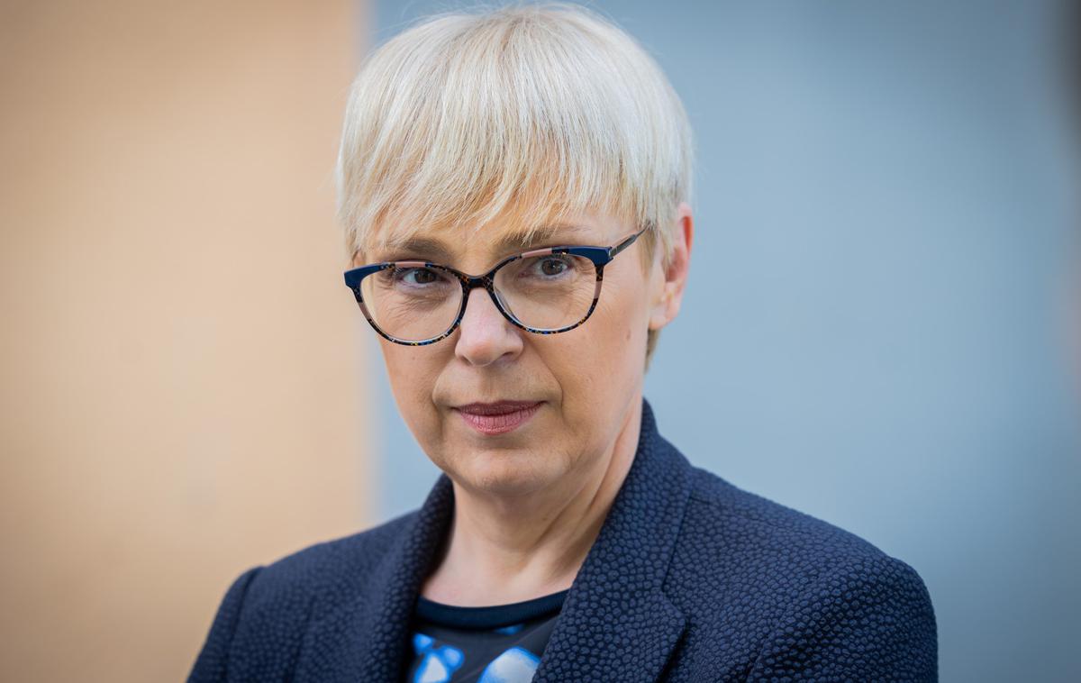 Nataša Pirc Musar | Predsednici Nataši Pirc Musar pri kadrovanju delo otežuje opozicija, saj je za izvolitev varuha človekovih pravic potrebna dvotretjinska večina. Čaka jo še ena težka kadrovska preizkušnja – izvolitev dveh ustavnih sodnikov. | Foto STA