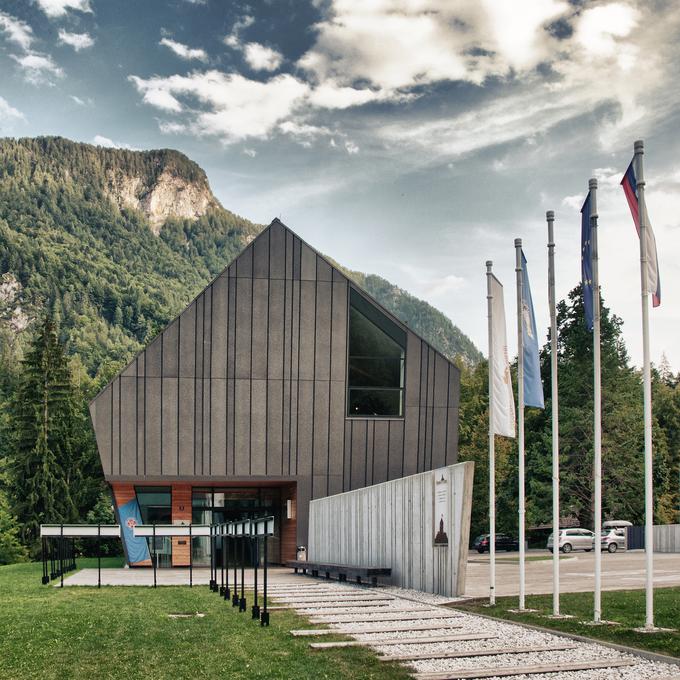 Trasa vodi tudi mimo Mojstrane, kjer si pohodniki lahko ogledajo Slovenski planinski muzej. | Foto: Arhiv LTO Kranjska Gora, foto: Matjaž Vidmar (www.slovenia.info)