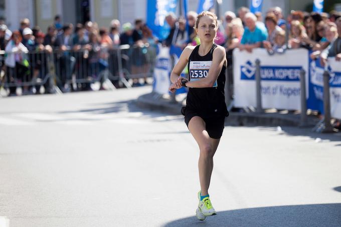 Eva Zorman je z 2. mestom v teku na 21 kilometrov (1;21:43) ponovila lanski uspeh. | Foto: Urban Urbanc/Sportida