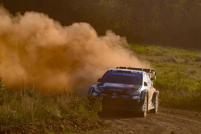 Sebastien Ogier ohranja kandidaturo za deveti naslov svetovnega prvaka