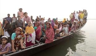 Nesreča trajekta v Bangladešu zahtevala več smrtnih žrtev