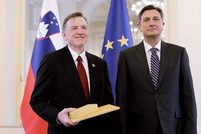 V predsednikovem uradu so povedali, da Gosar izraža naklonjenost naši državi in da je izjemno ponosen na slovenske korenine.  | Foto: STA ,
