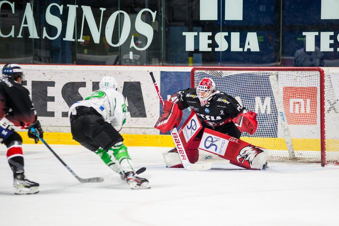 Olimpija je v zadnji tretjini petkrat zadela, dvakrat v prazen gol. | Foto: Rostislav Pfeffer