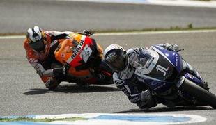 38 dirkačev v MotoGP 2012?