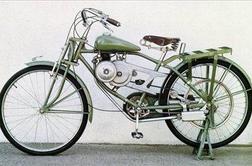 Hondin prvi motocikel